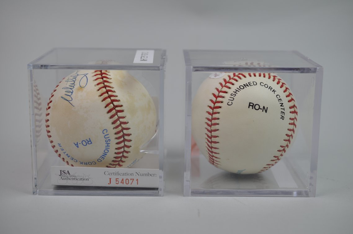 HOF Bob Gibson and Whitey Ford Signed Balls, photo 10 of 13