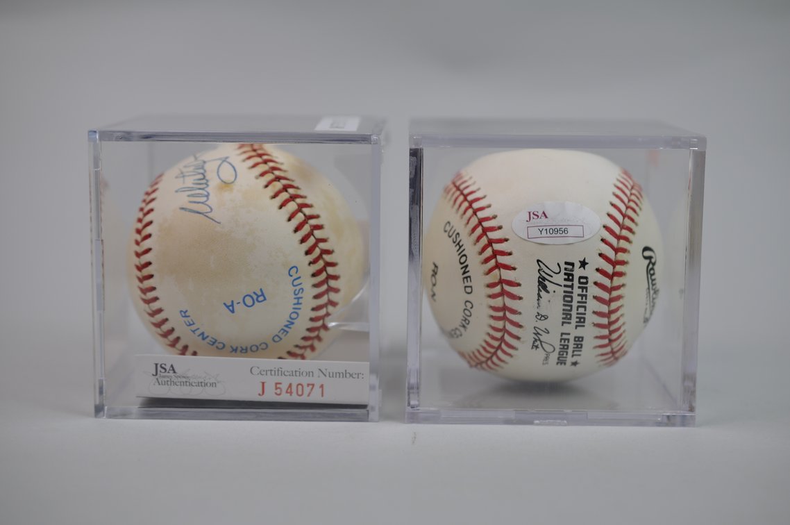 HOF Bob Gibson and Whitey Ford Signed Balls, photo 4 of 13