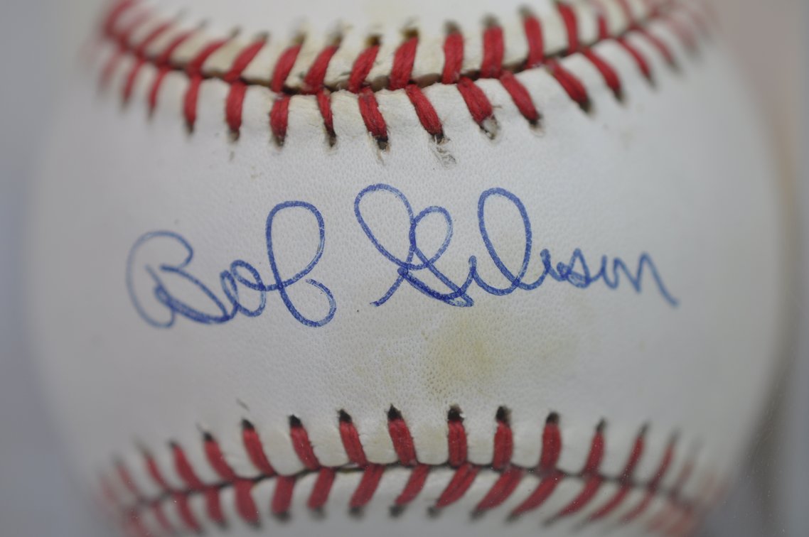 HOF Jim Catfish Hunter & Bob Gibson Signed Balls, photo 2 of 7