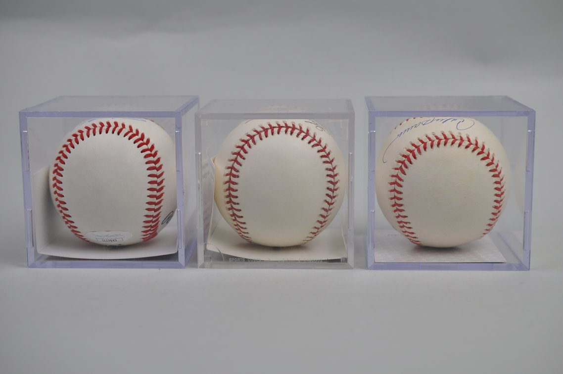 Baseballs Signed by Stars of Free Agency Era, photo 6 of 9