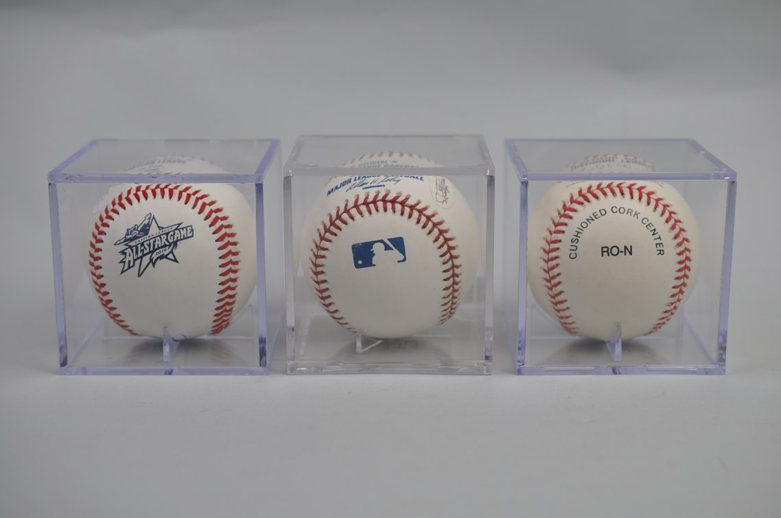Baseballs Signed by Stars of Free Agency Era, photo 9 of 9