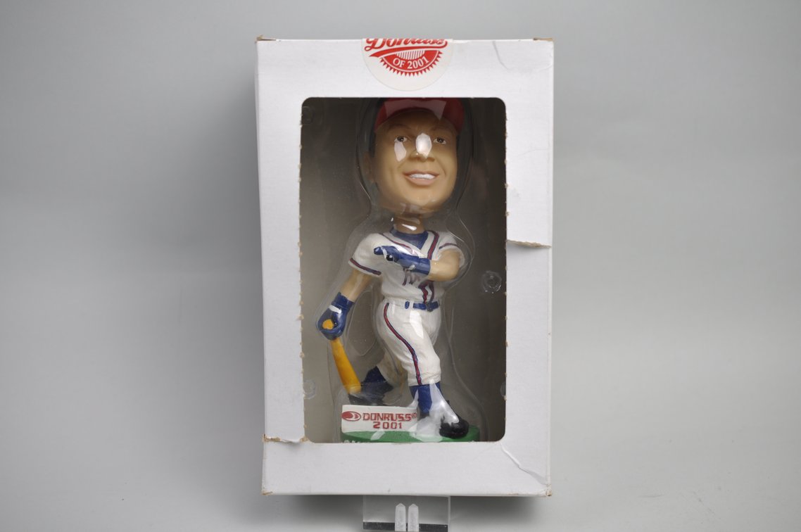 Chipper Jones Auto Photo & Ltd Bobblehead, photo 9 of 11