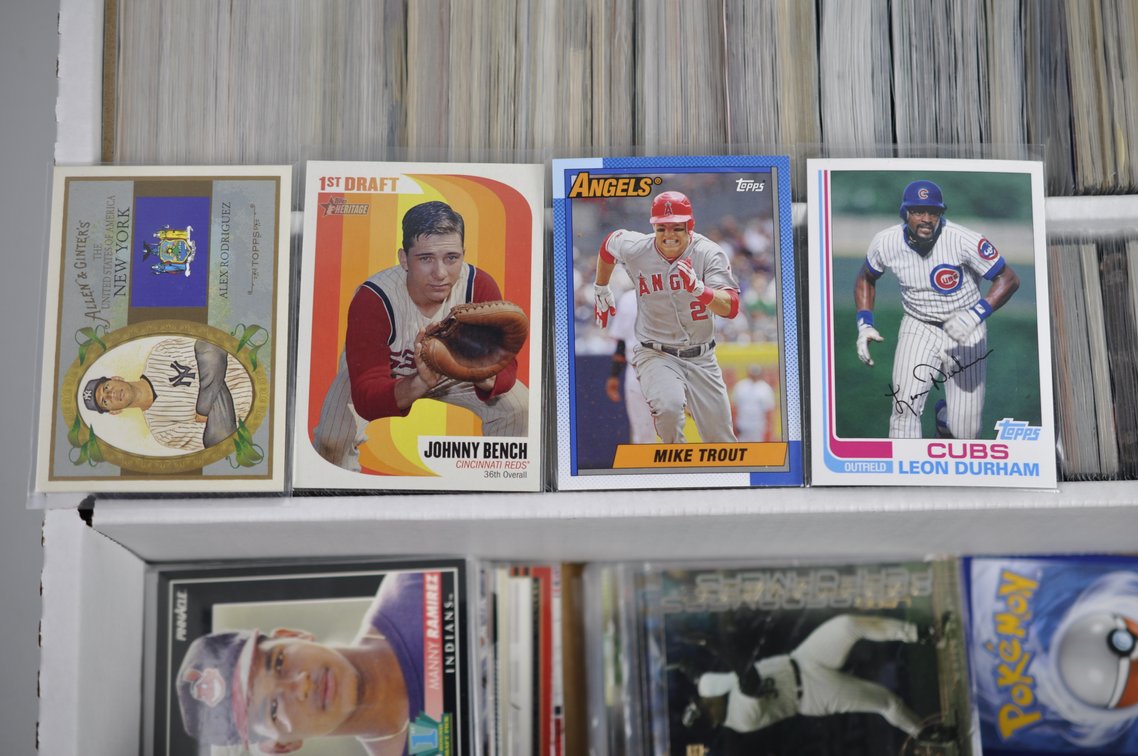 Mixed Sports Card Lot, photo 14 of 15