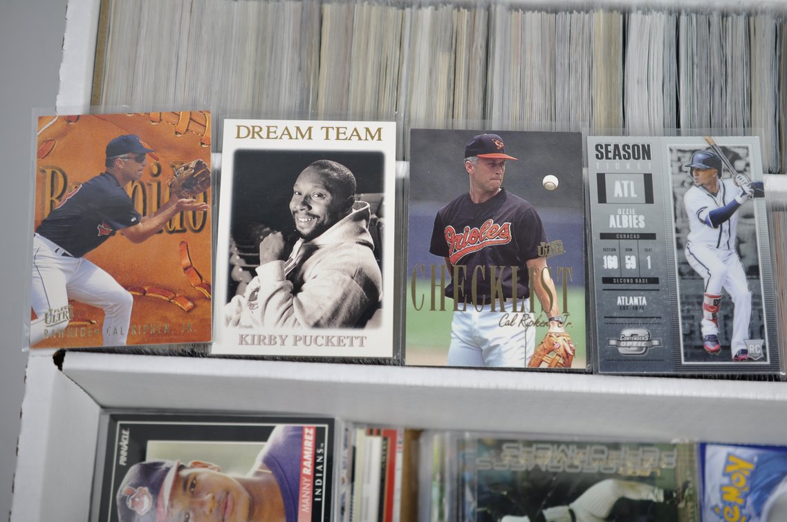 Mixed Sports Card Lot, photo 10 of 15