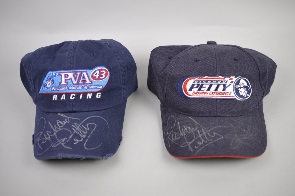 NASCAR Collection with Signed Driver Photos & Hats, photo 35 of 41