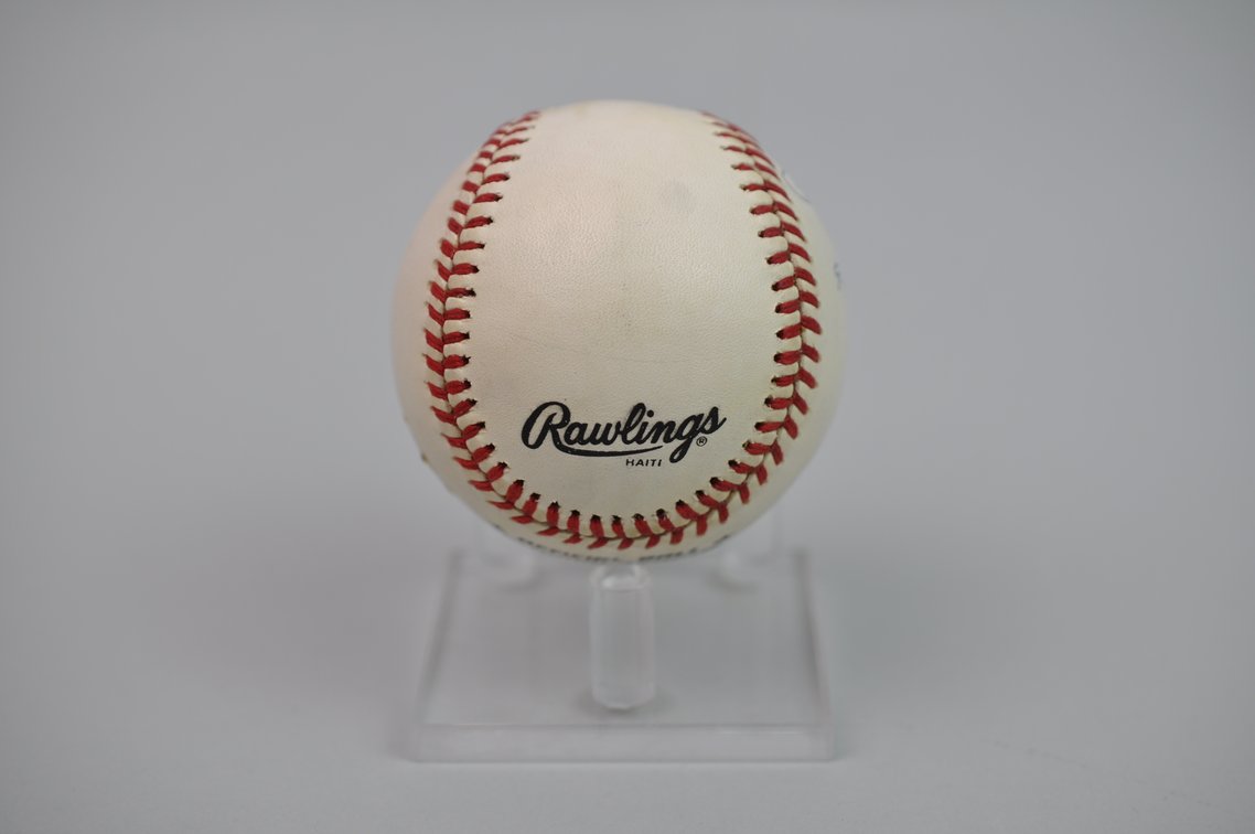 Pete Rose Inscribed Ball in 1985, photo 5 of 9