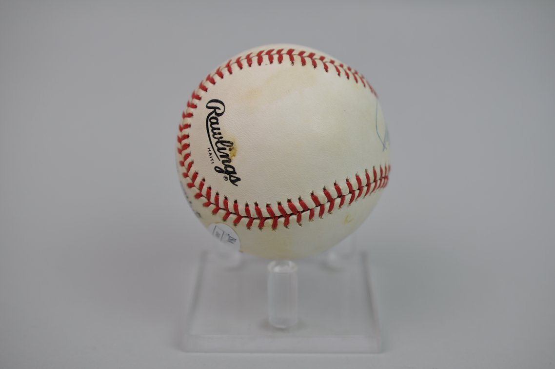 Sweet spot Signed by Johnny Bench, photo 7 of 9