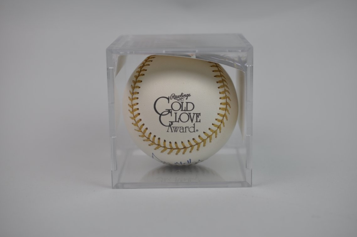 Don Mattingly Signed Golden Glove Ball, photo 3 of 8