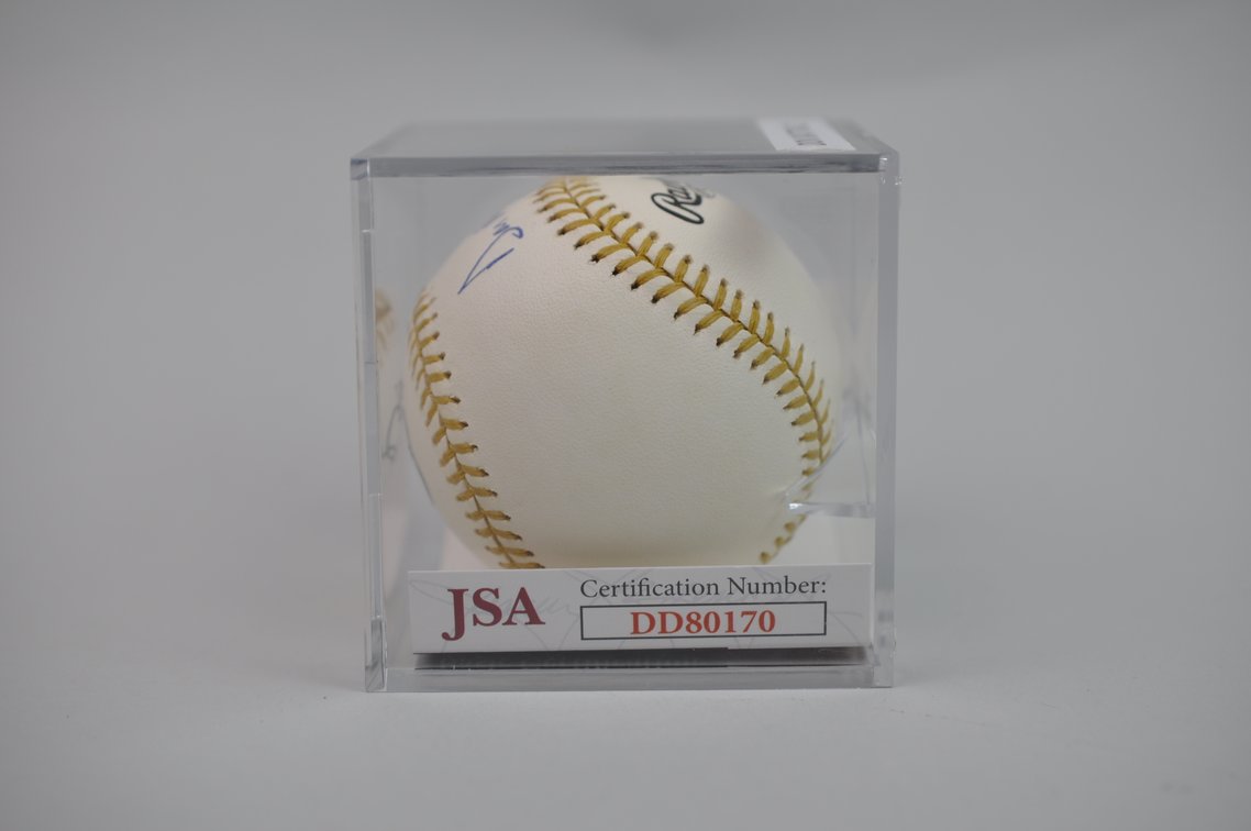 Don Mattingly Signed Golden Glove Ball, photo 6 of 8