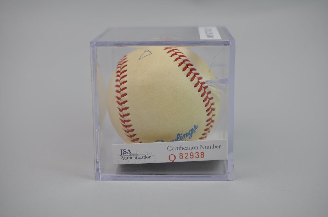 Baseball Signed by HOF Don Mattingly, photo 4 of 8