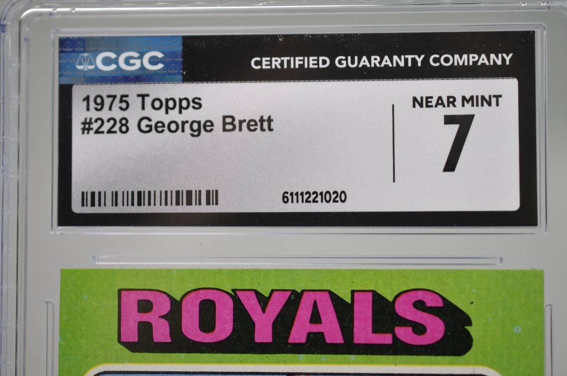 1975 George Brett #228 CGC 7 Graded Card, photo 3 of 4