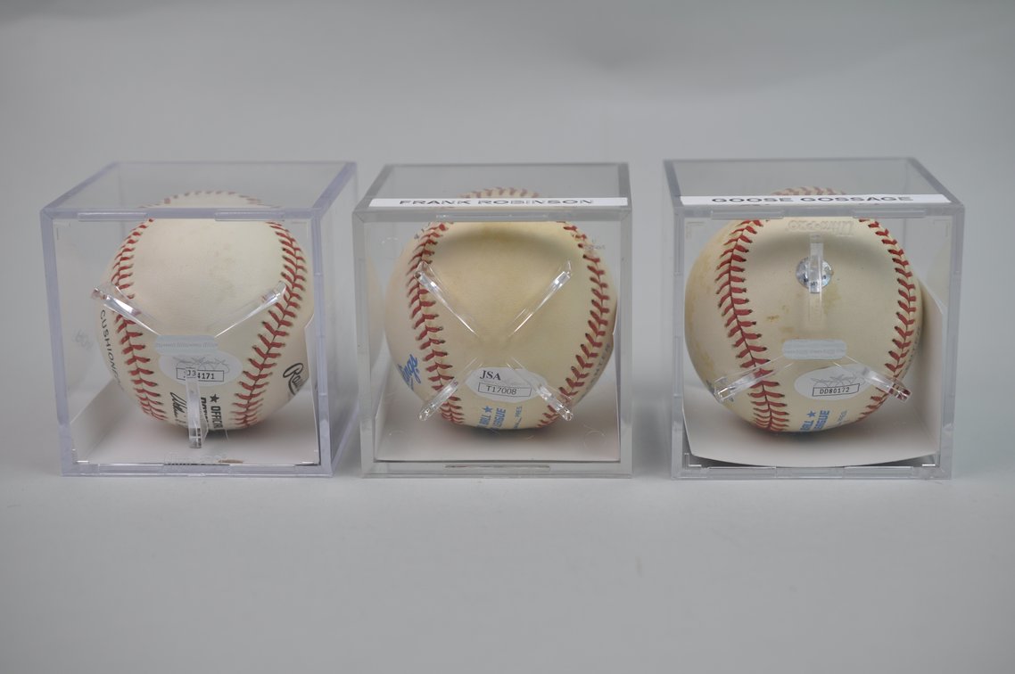 Baseballs Signed by Famous Players of the 70's, photo 9 of 9