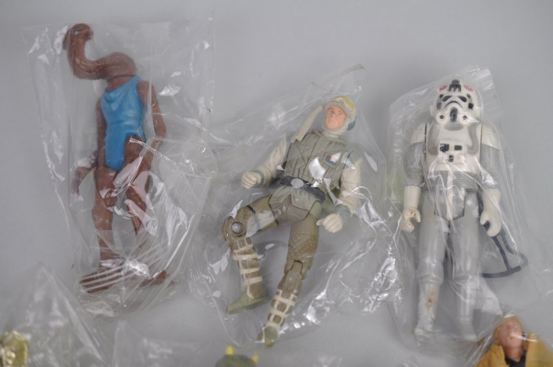 Vintage Star Wars Darth Vader Case w/Figures, photo 14 of 16