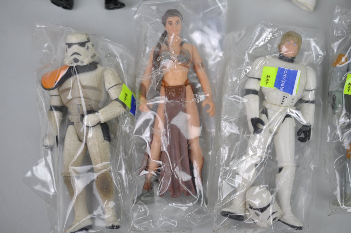 Vintage Star Wars C-3PO Case w/Figures, photo 13 of 19