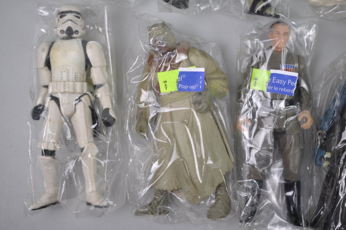 Vintage Star Wars C-3PO Case w/Figures, photo 18 of 19