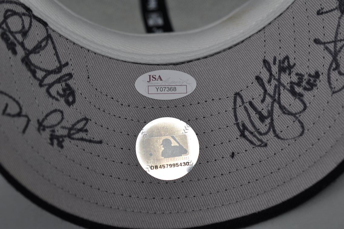 2010 Mariners Signed Hat w/LOA, photo 12 of 16