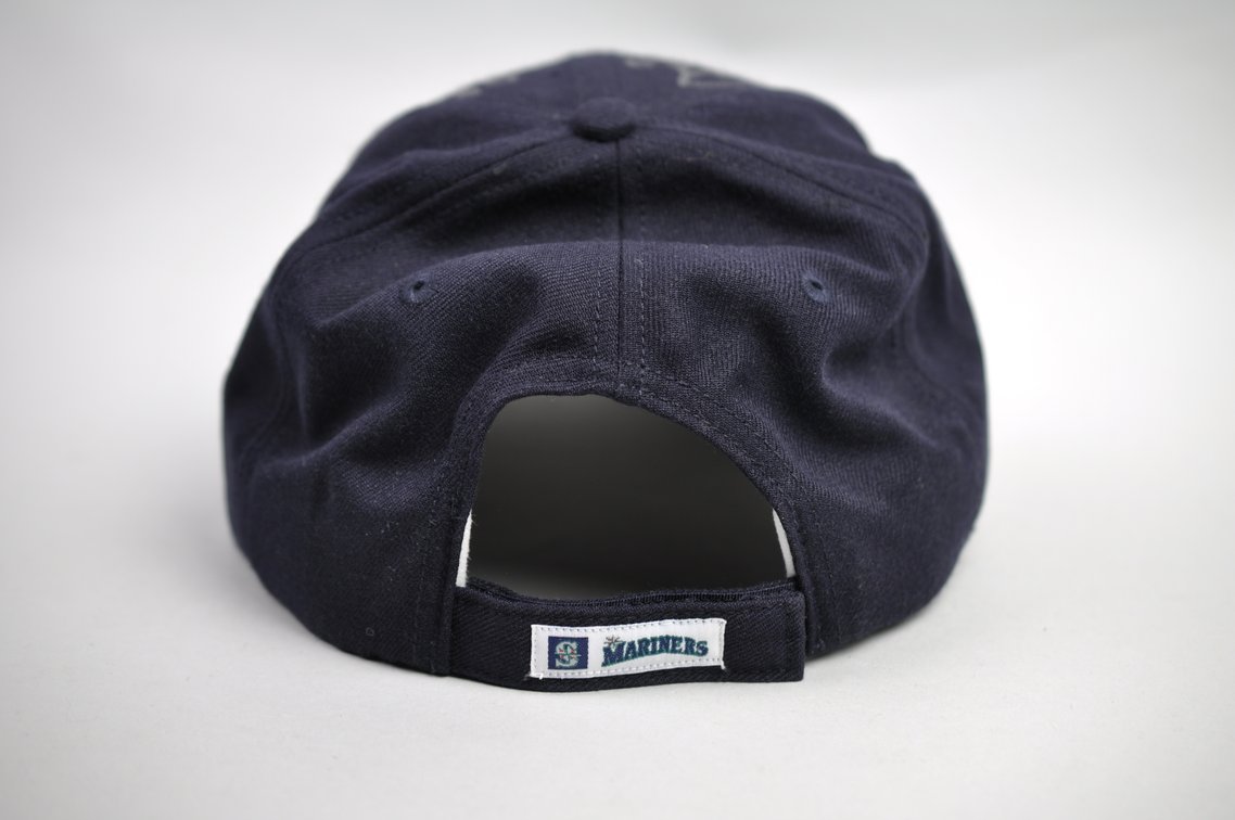 2010 Mariners Signed Hat w/LOA, photo 7 of 16