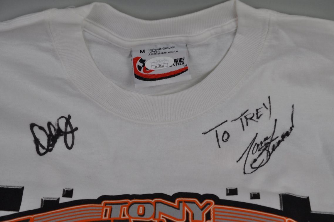 Dale Earnhardt Jr. Autograph on Tony Stewart T-Shirt, photo 2 of 7
