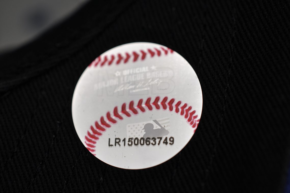 2011 Signed Mets Hat with LOA, photo 10 of 14