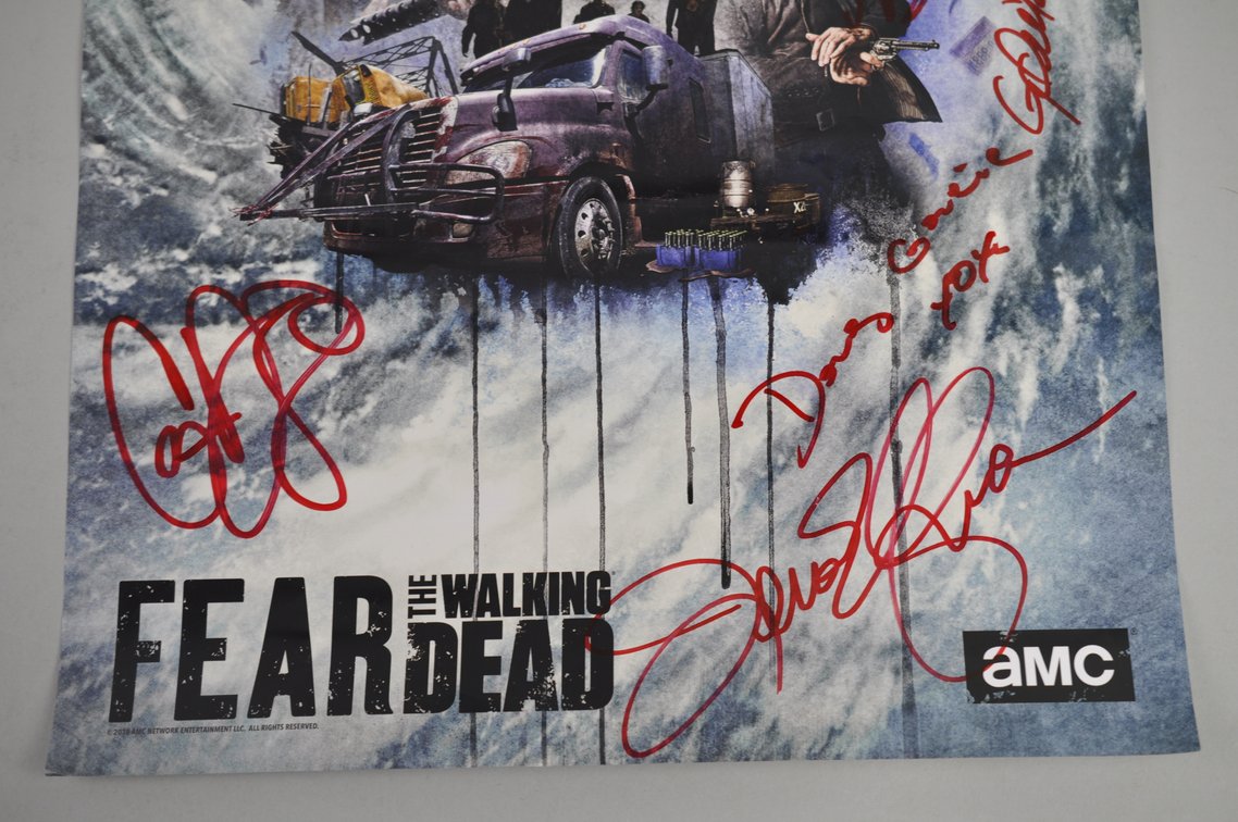 Fear the Walking Dead Signed Poster, photo 4 of 6