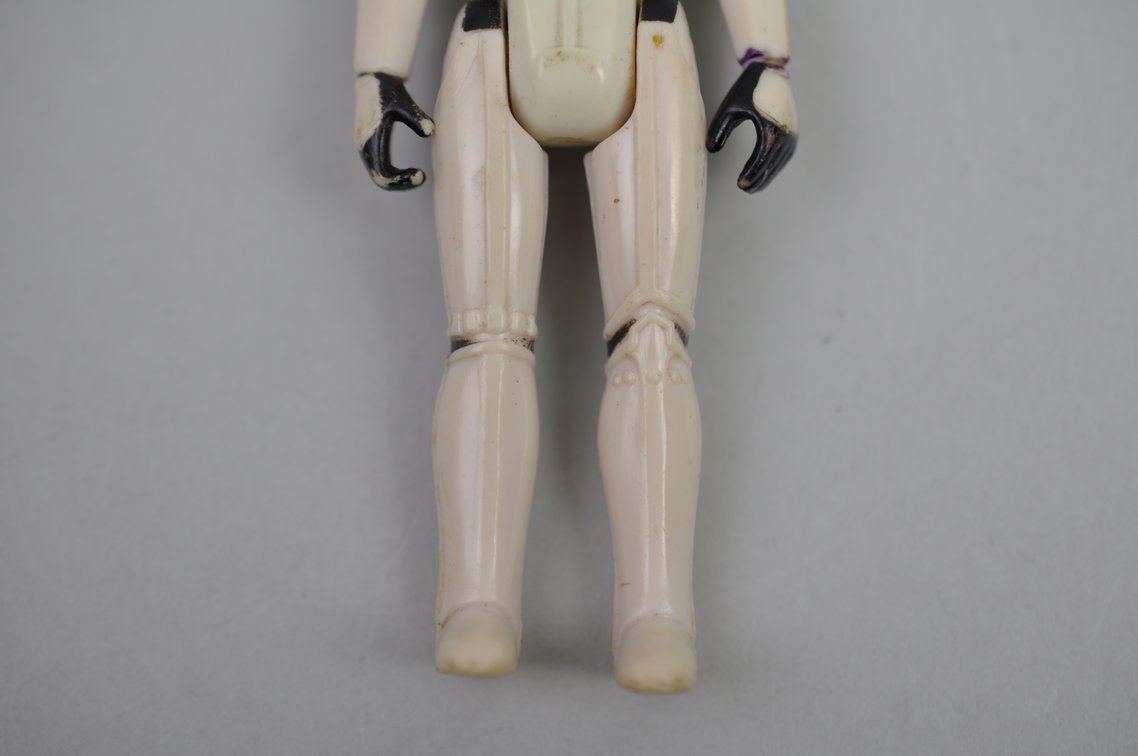 Vintage 1977 Darth Vader & Storm Trooper Figures, photo 11 of 15