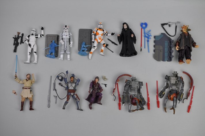 Collection of Star Wars Action Figures