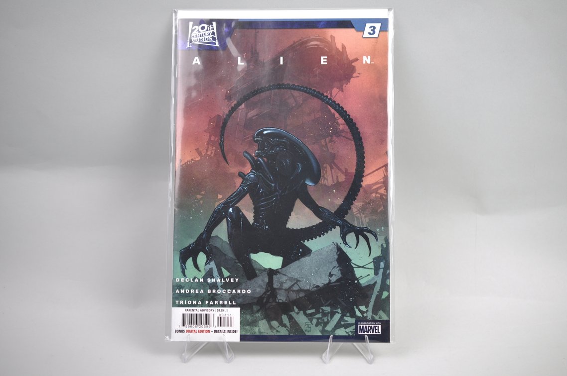 Alien Movie Comics & Figures, photo 20 of 21