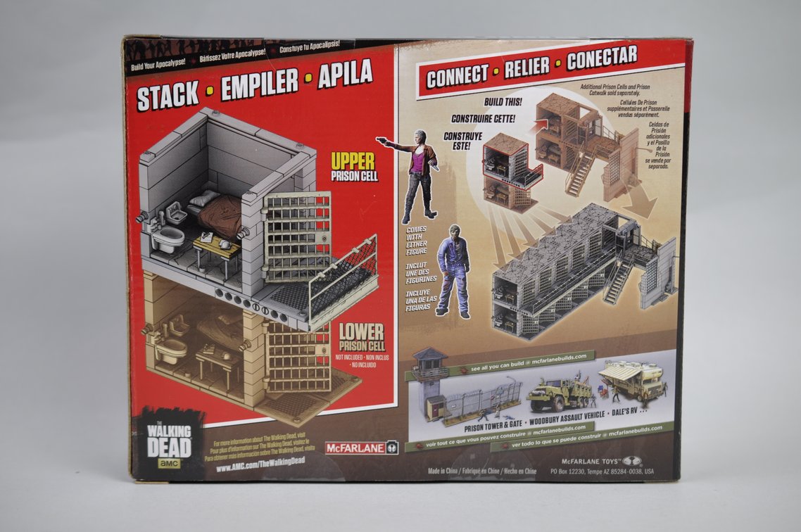 Walking Dead: Buildings, Cards, and Books, photo 16 of 20