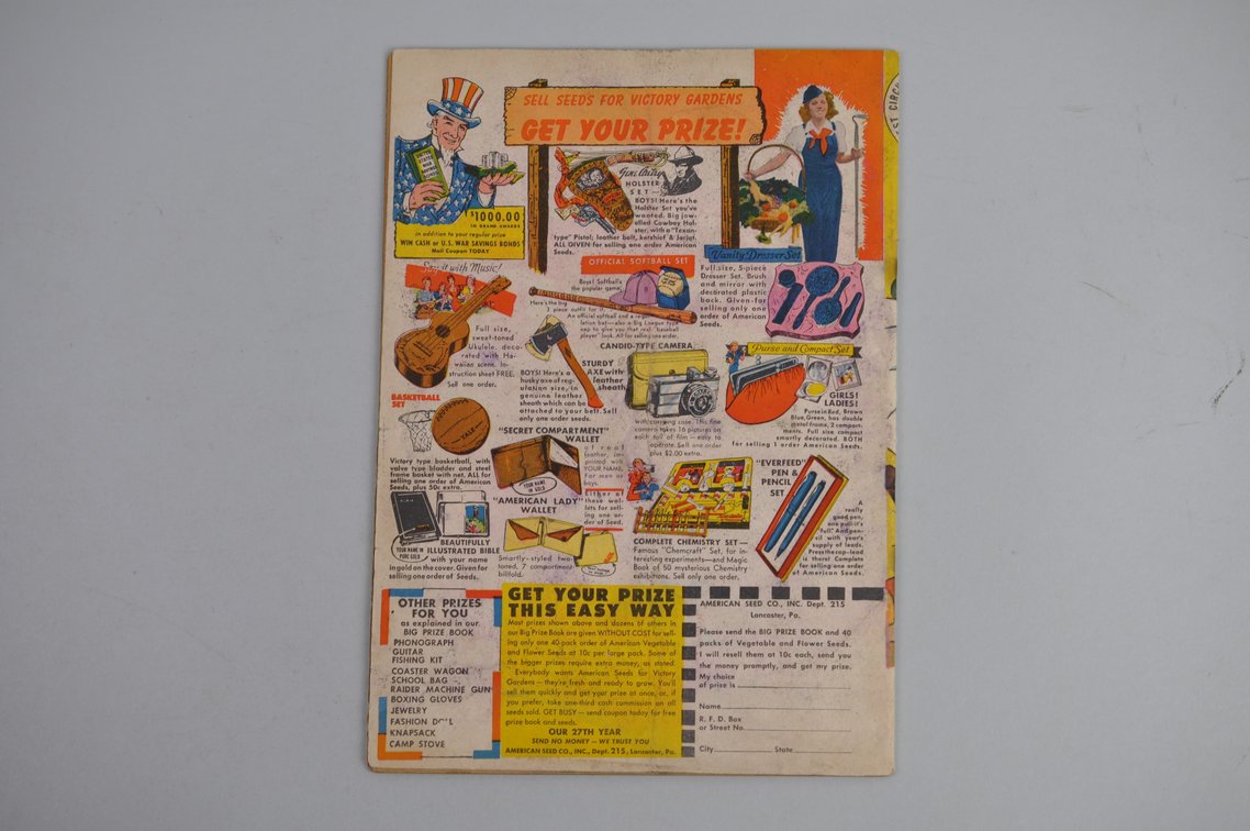 Captain Marvel Adventures #43 Comic 1945, photo 2 of 4