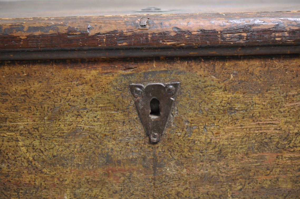Wooden Blanket Chest with Forged Iron Hinges, photo 2 of 25