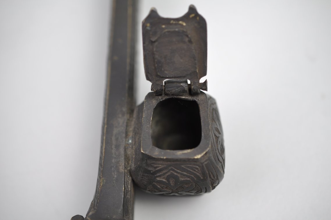 Middle Eastern Calligraphy Ink and Pen holder, photo 5 of 11