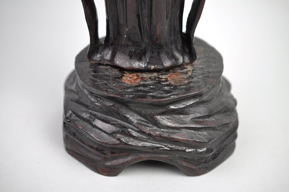 Okimono Japanese Carved Figure, Meiji Period, photo 12 of 19