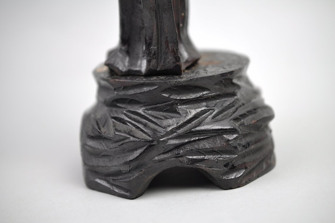 Okimono Japanese Carved Figure, Meiji Period, photo 16 of 19