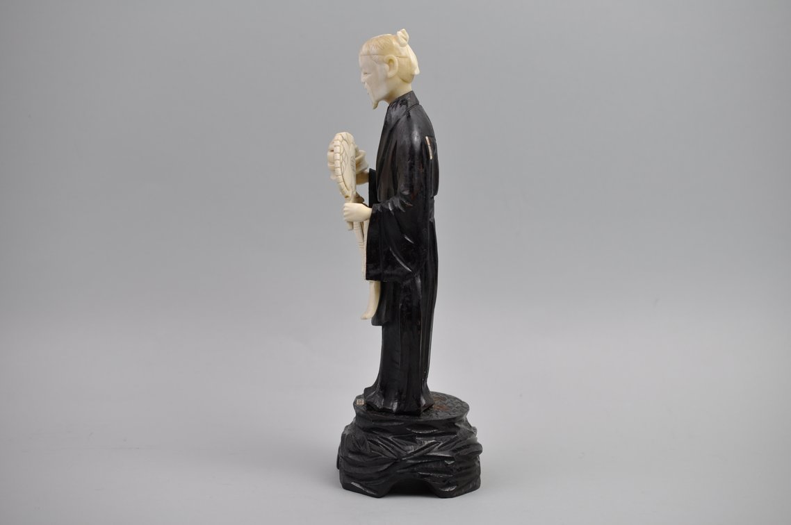 Okimono Japanese Carved Figure, Meiji Period, photo 13 of 19