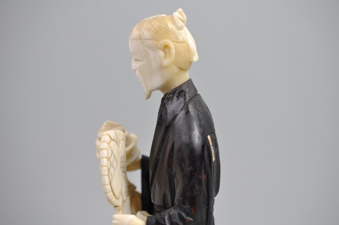Okimono Japanese Carved Figure, Meiji Period, photo 14 of 19