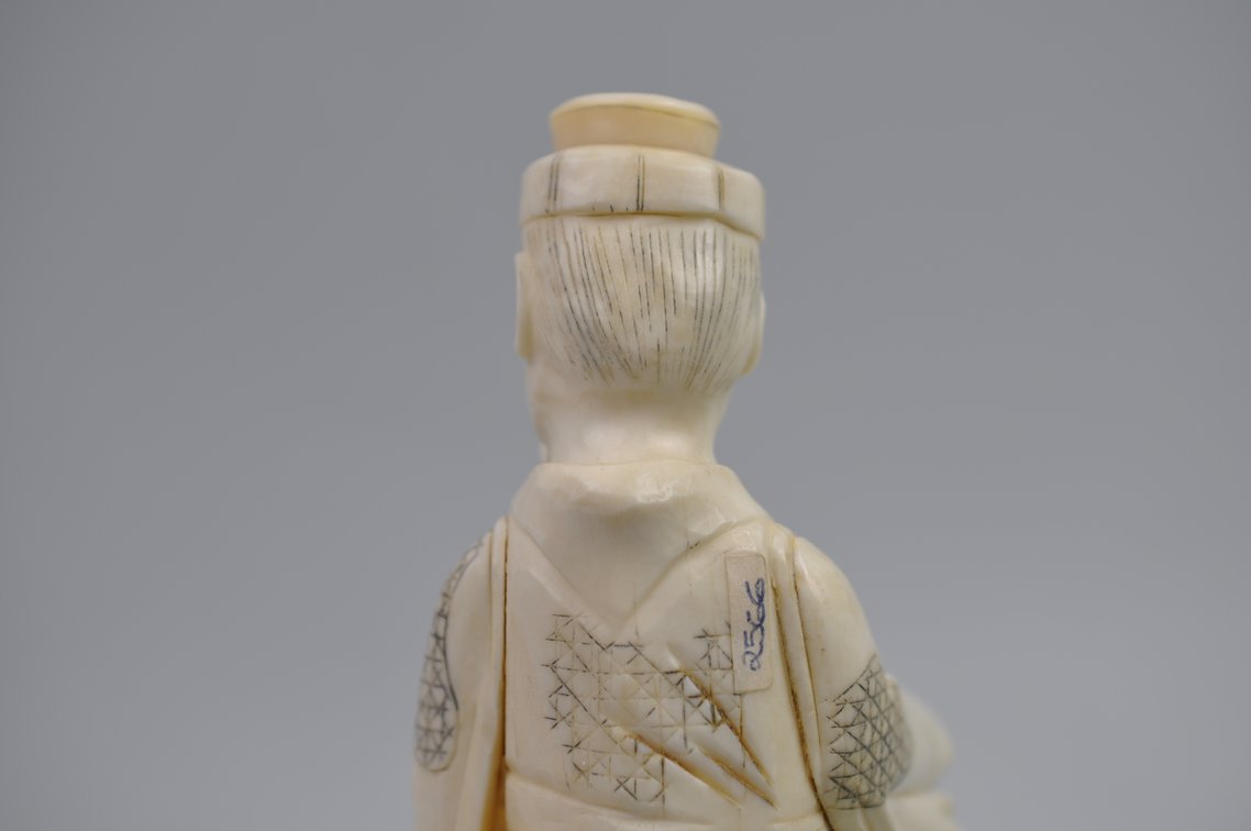 Okimono Japanese Carved Figure, Meiji Period, photo 10 of 19