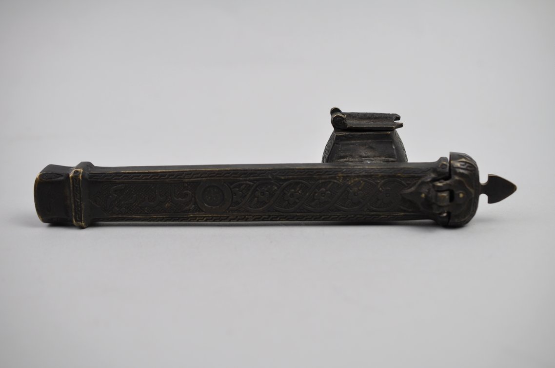 Middle Eastern Calligraphy Ink and Pen holder, photo 7 of 11