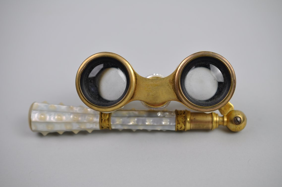 La Corona Paris Opera Glasses, photo 3 of 8