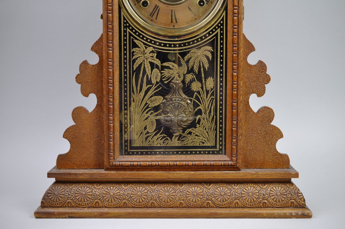 E. Ingraham Gingerbread Clock, photo 3 of 14