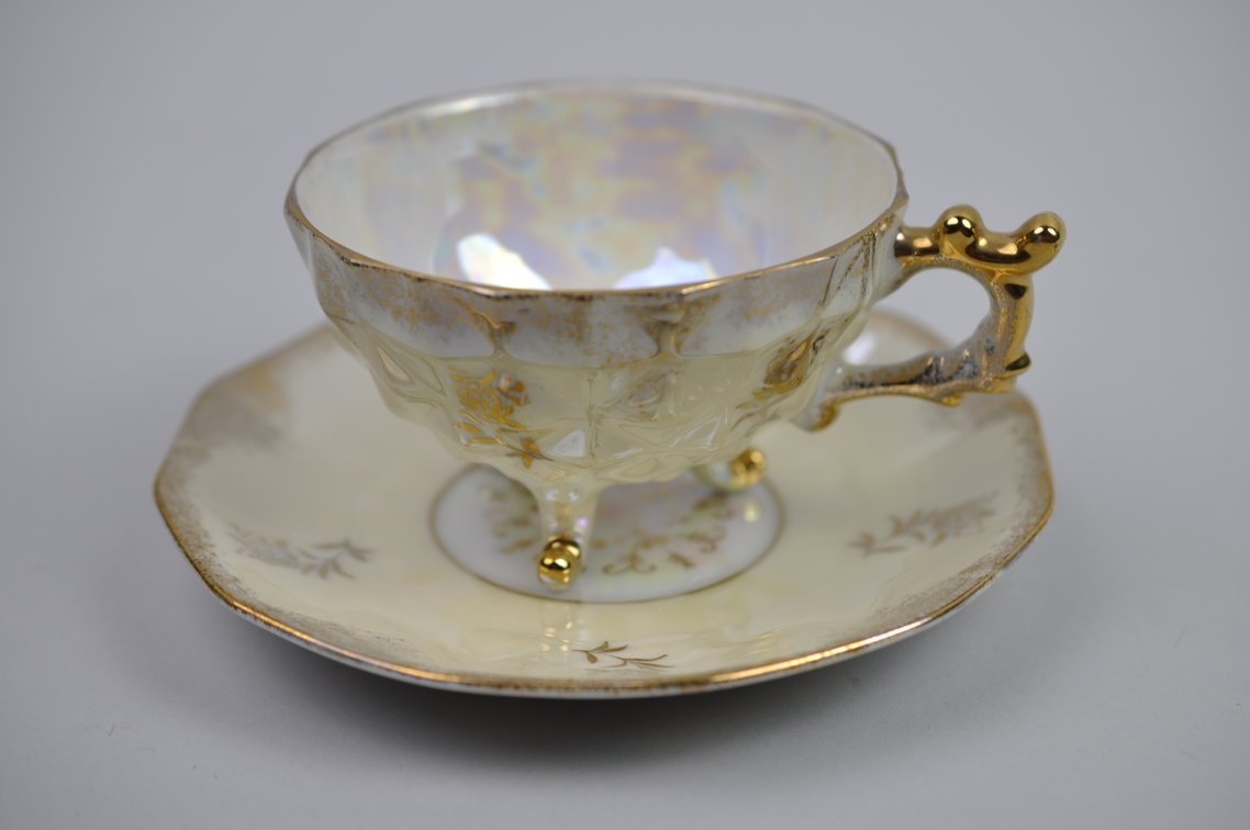 Teacups w/ Saucers Collection, photo 12 of 16