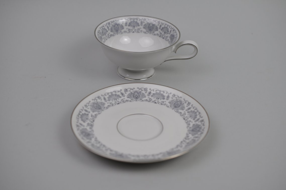 Teacups w/ Saucers Collection, photo 14 of 16