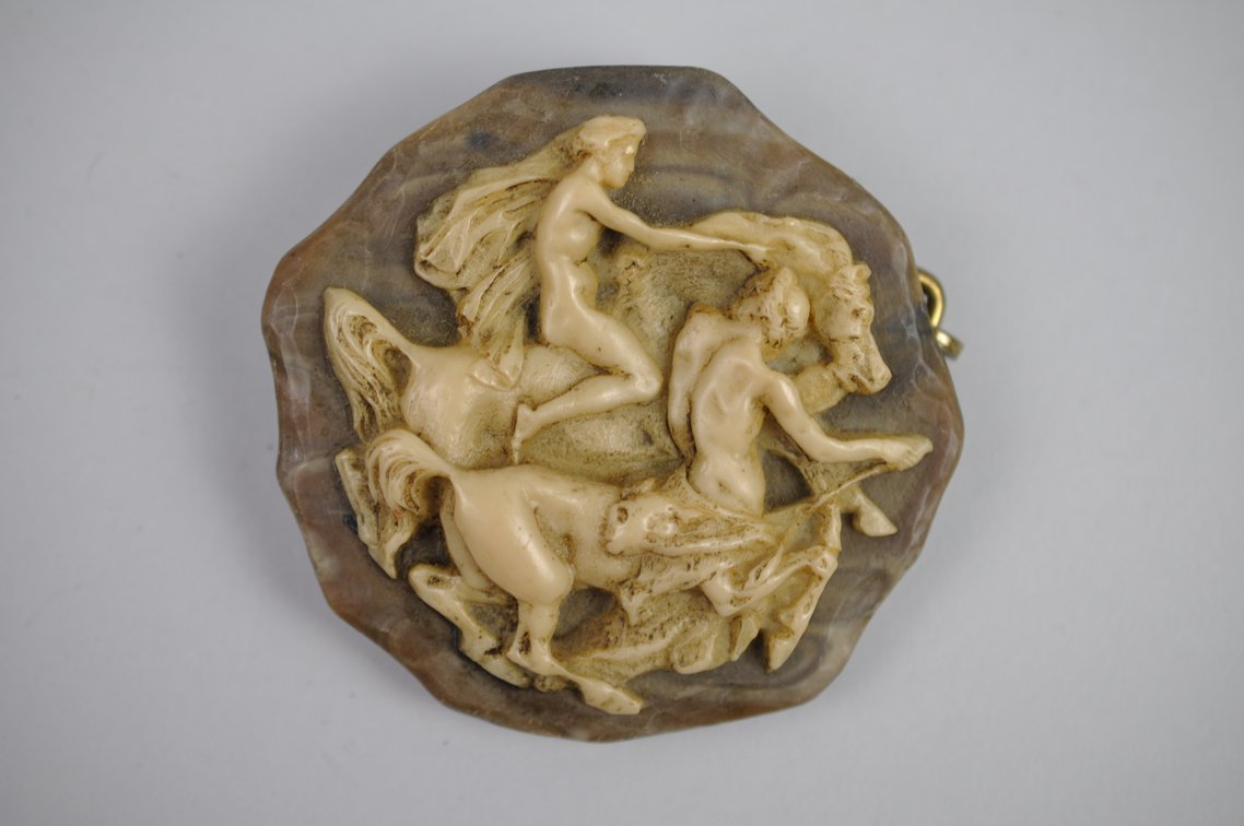 Figural & Art Nouveau Belt Buckles, photo 4 of 7