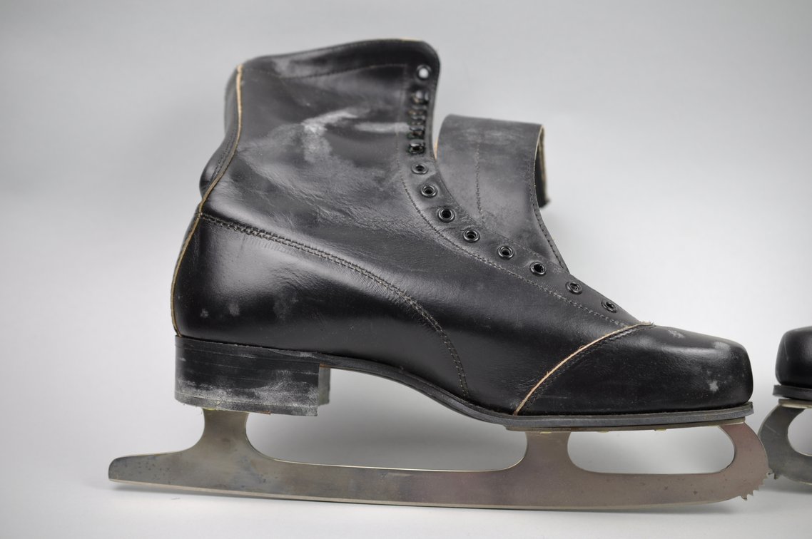 Black Leather Figure Skates Sears 1963, photo 6 of 12