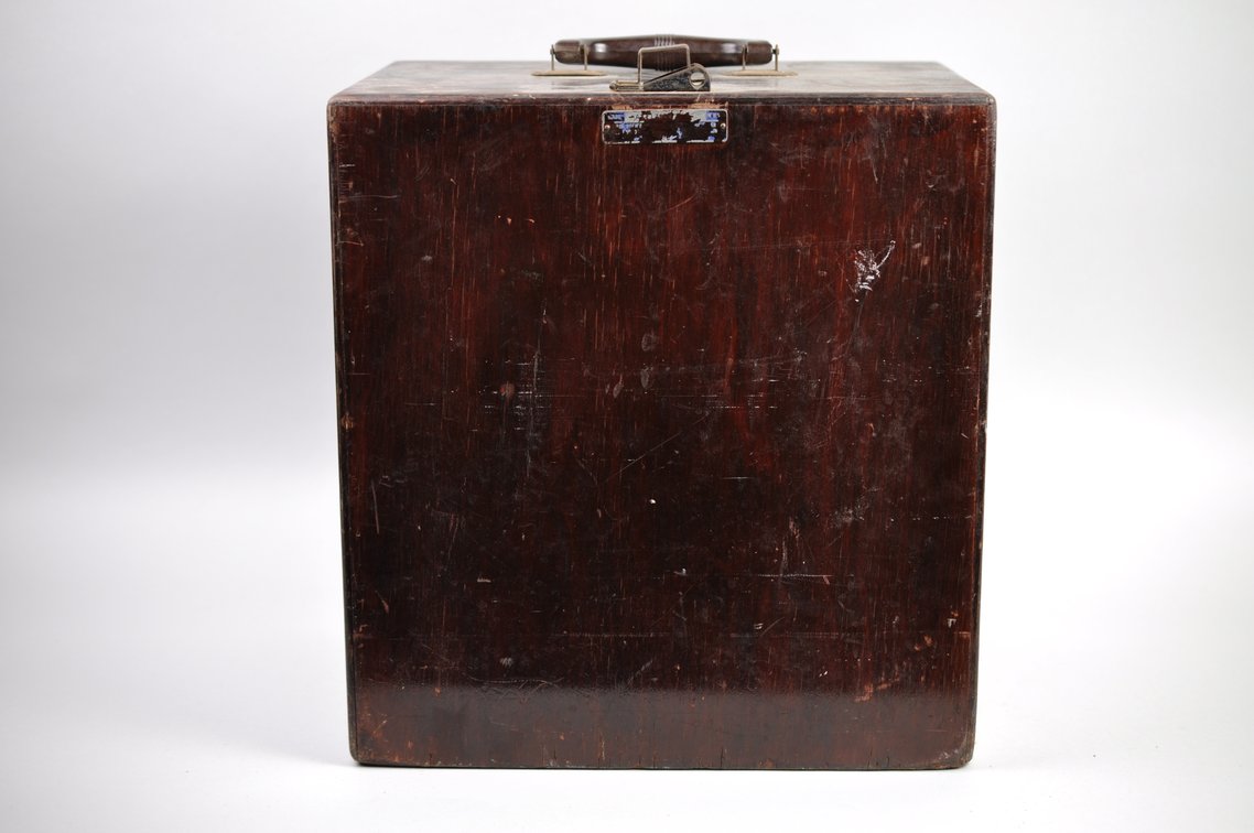 Wooden Dentist Case w/ Supplies, photo 13 of 14