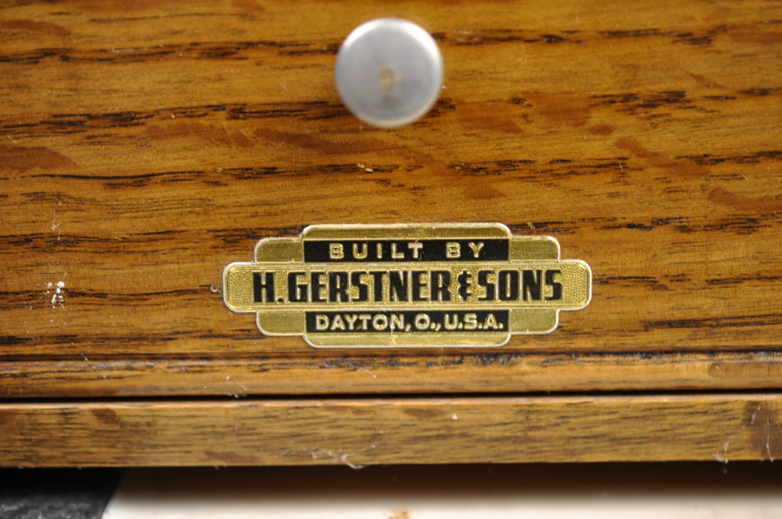 Model 18 Dentist Tool Case with Supplies, photo 10 of 20