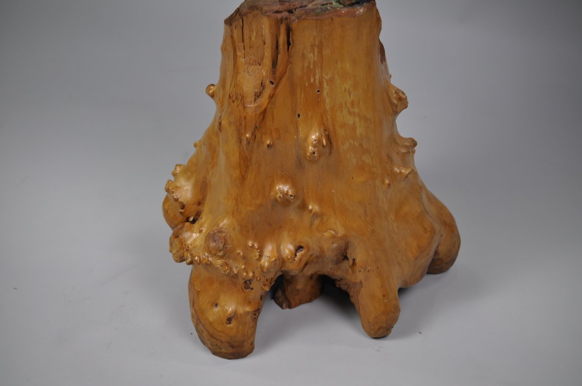 Jade Eagle on a Log Stand, photo 15 of 20