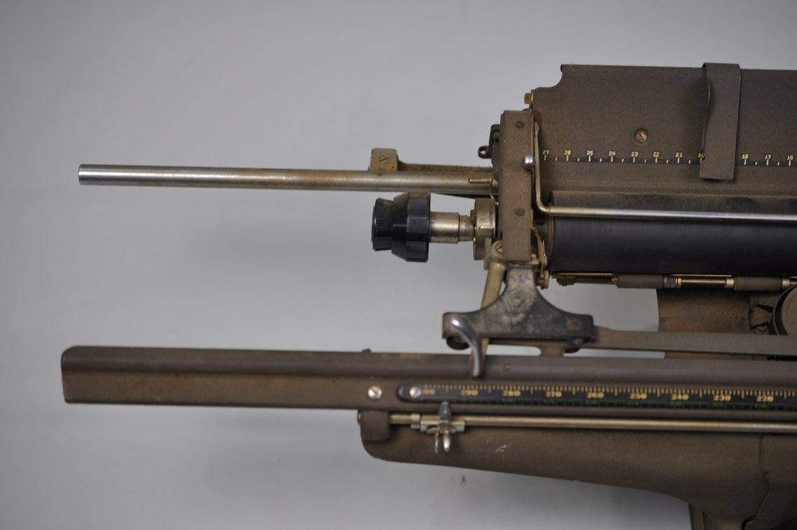 Underwood Typewriter Model S, photo 6 of 14
