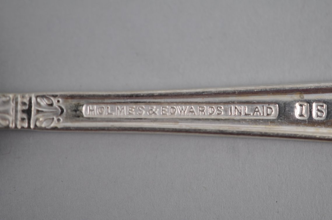 Holmes and Edwards Silverware Set w/ Case, photo 19 of 41