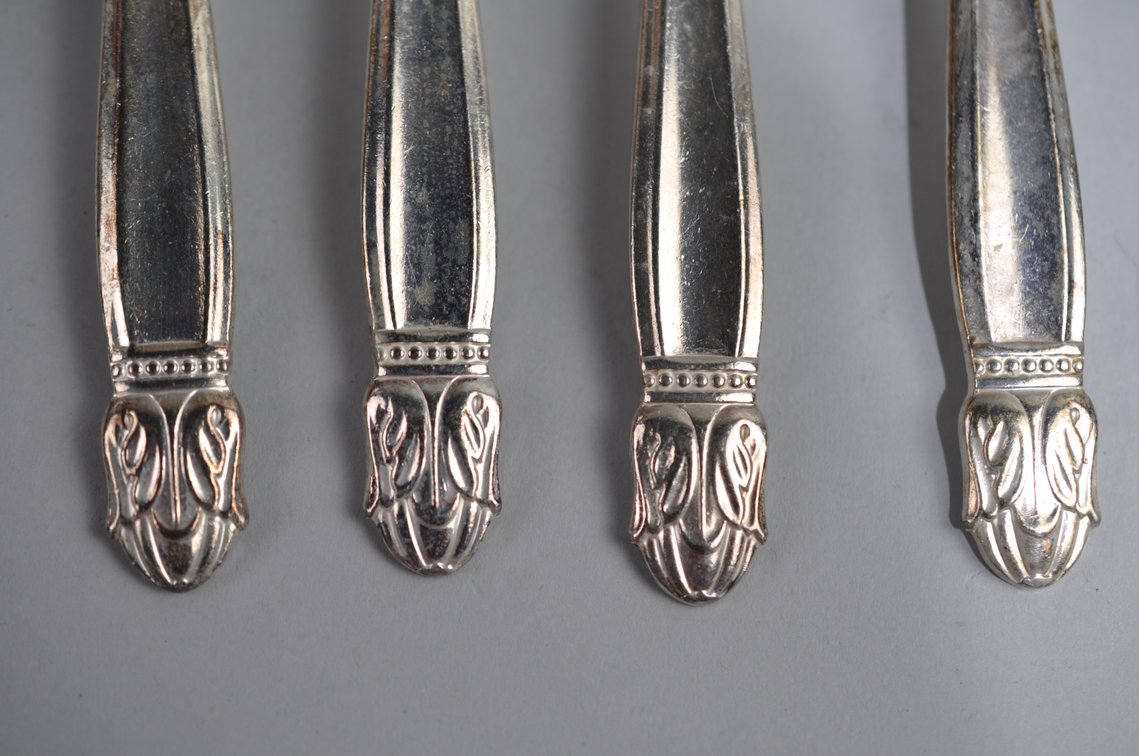Holmes and Edwards Silverware Set w/ Case, photo 27 of 41
