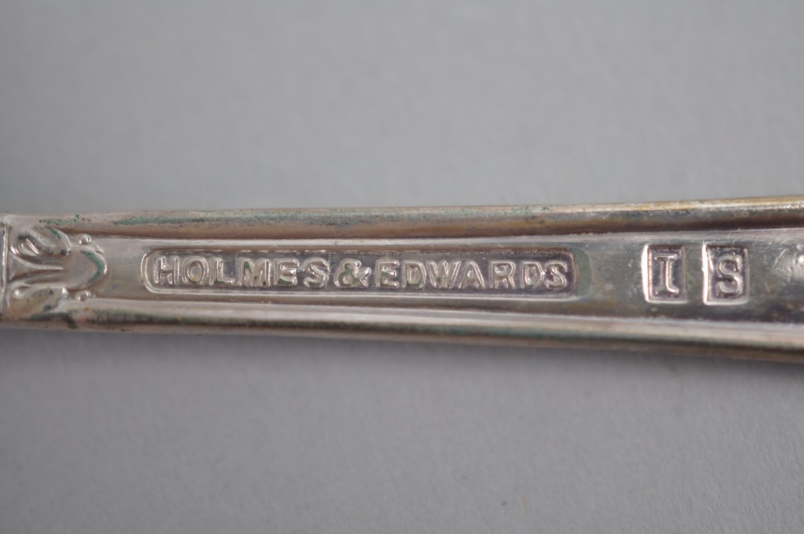 Holmes and Edwards Silverware Set w/ Case, photo 32 of 41